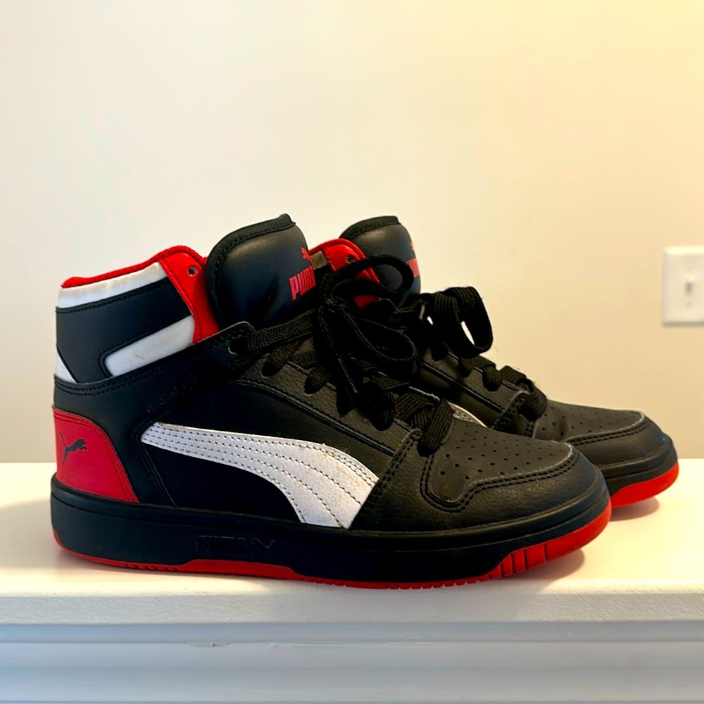 Puma high tops boys shoes